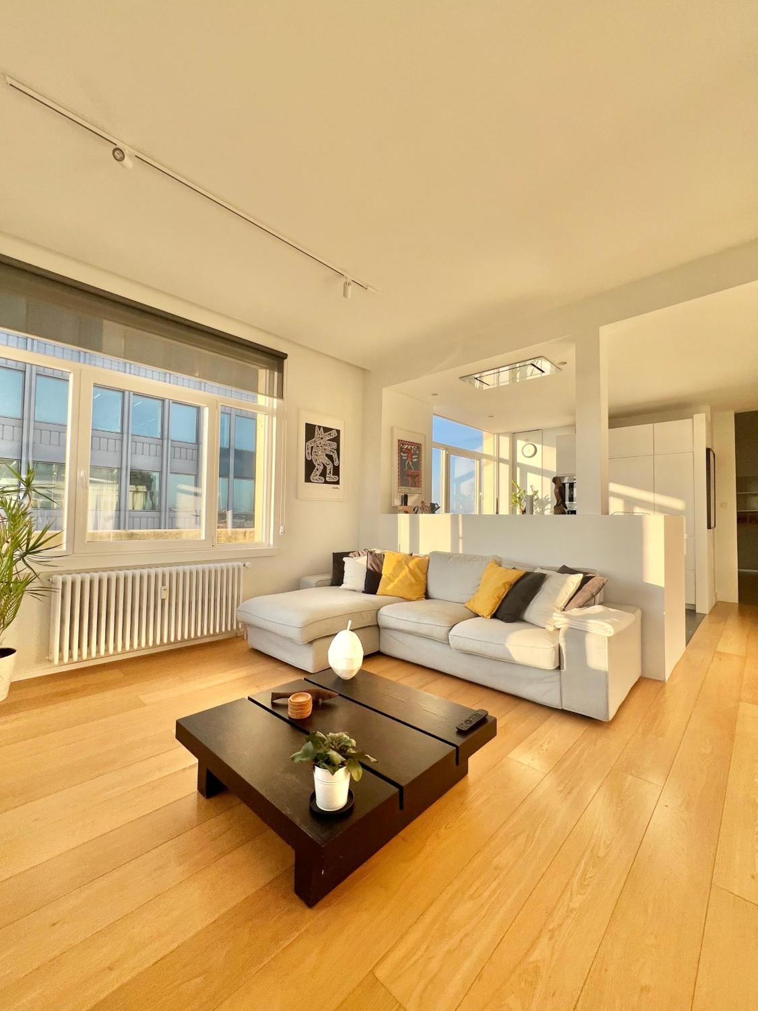 Căn hộ Lovely Loft In Panoramic View! *