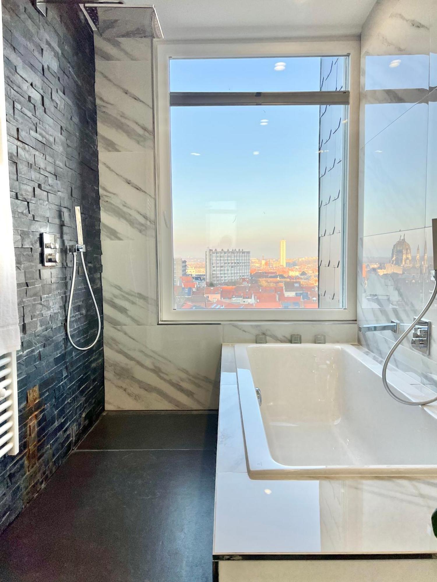 Lovely Loft In Panoramic View! Căn hộ